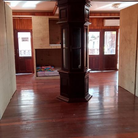 Tibet Restaurant And Hostel Nakasong Екстер'єр фото