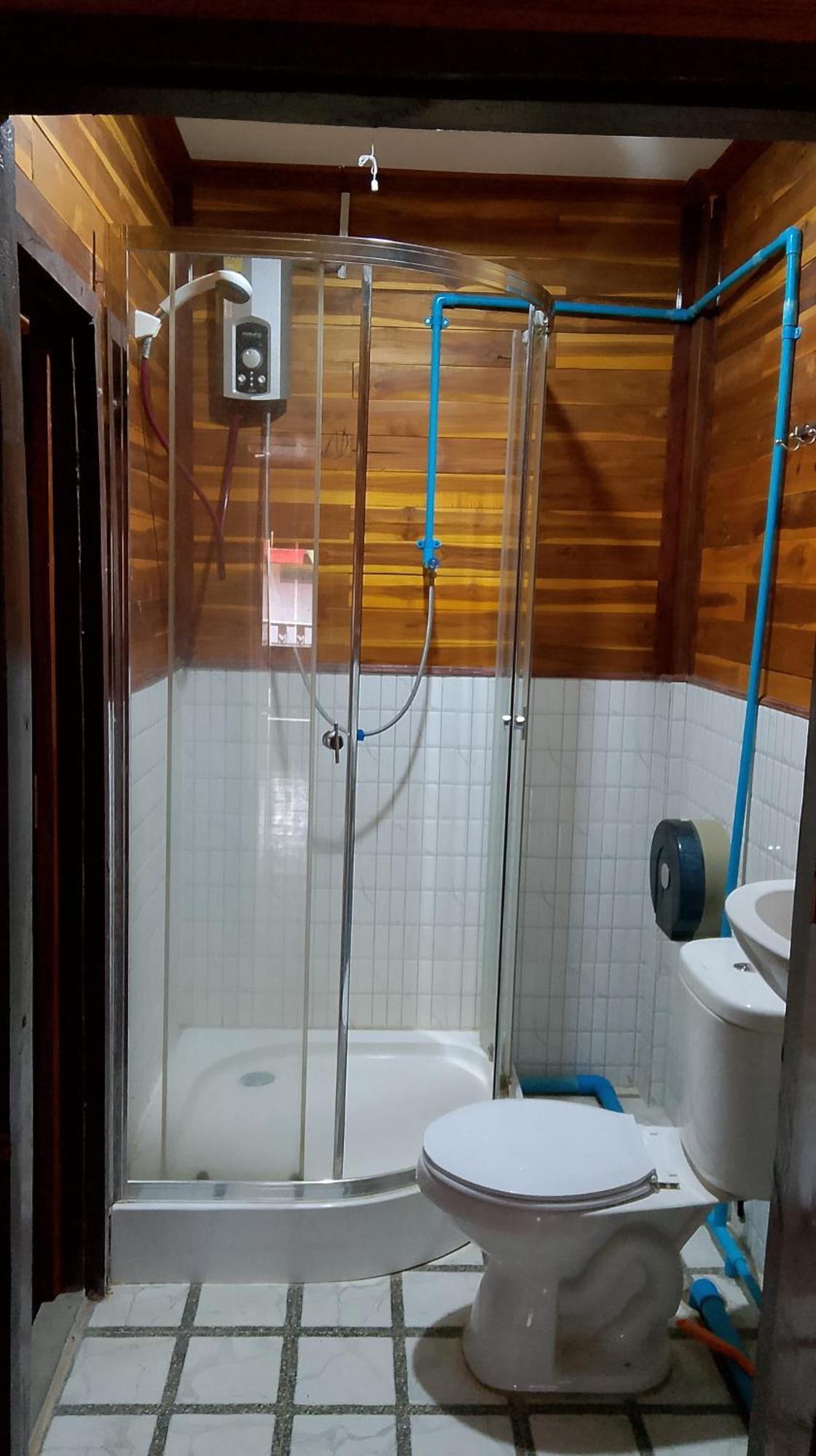 Tibet Restaurant And Hostel Nakasong Екстер'єр фото